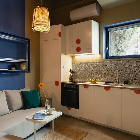 Garage - Lwowska 9 *