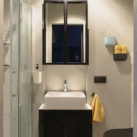 Garage - Lwowska 9 Βαρσοβία